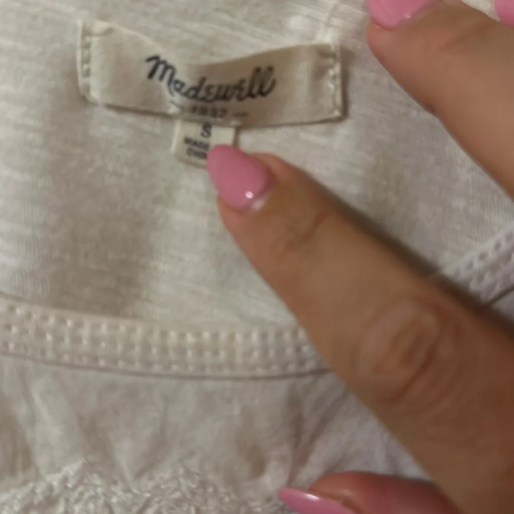 Madewell tank with lace - Picture 2 of 6